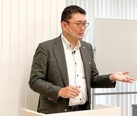 日経不動産投資フェアに登壇!